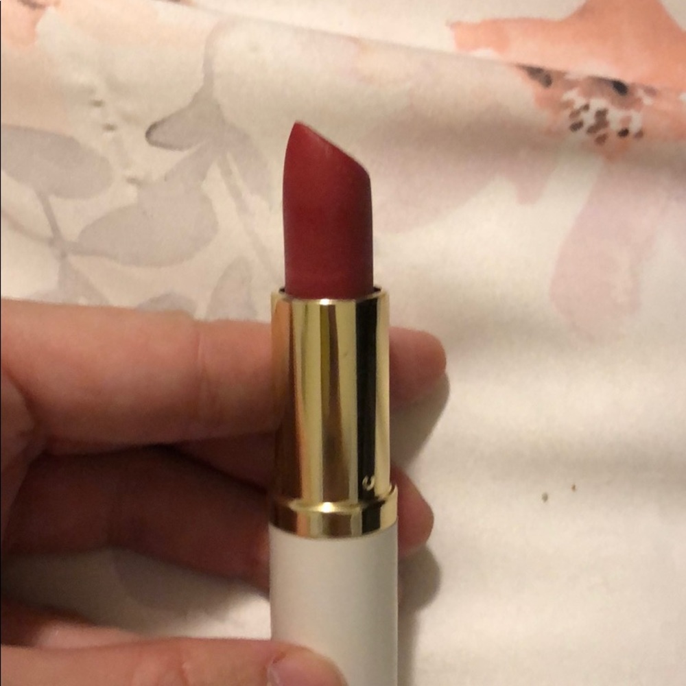 Estée Lauder Lipstick in Nectarine Shimmer